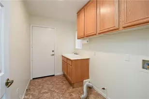 1867 Cashew Tree, Hemet, CA 92545 - Photo 16