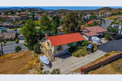 29360 Vacation, Canyon Lake, CA 92587 - Photo 4