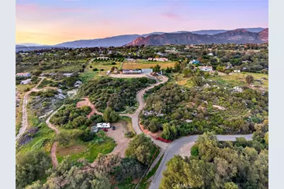 26746 Calle De Encinas, Valley Center, CA 92082 - Photo 2