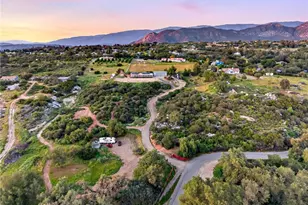 26746 Calle De Encinas, Valley Center, CA 92082 - Photo 2