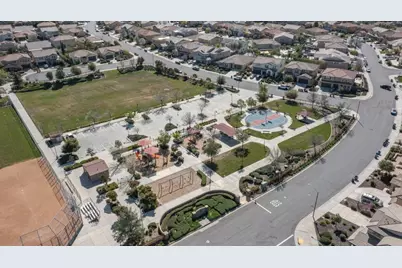 30354 Woodland Hills Street, Murrieta, CA 92563 - Photo 30