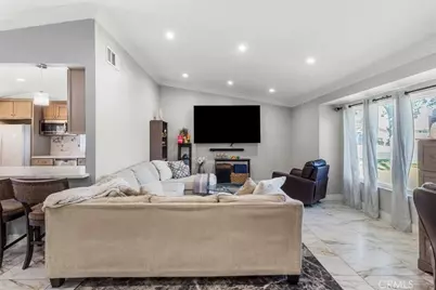 661 Woodhill, Rialto, CA 92376 - Photo 4