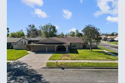 661 Woodhill, Rialto, CA 92376 - Photo 2