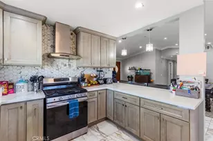 661 Woodhill, Rialto, CA 92376 - Photo 24