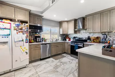 661 Woodhill, Rialto, CA 92376 - Photo 22