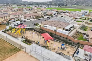 25432 Cetara, Homeland, CA 92548 - Photo 40