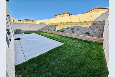 25432 Cetara, Homeland, CA 92548 - Photo 8