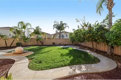 33720 Mistflower Court, Lake Elsinore, CA 92532 - Photo 4