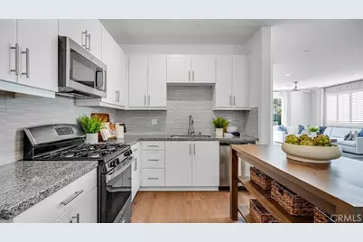 17894 McKenzie Court, Hesperia, CA 92345 - Photo 2