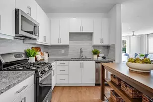 17894 McKenzie Ct, Hesperia, CA 92345 - Photo 2