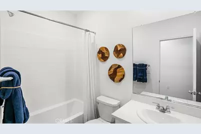 17894 McKenzie Court, Hesperia, CA 92345 - Photo 8