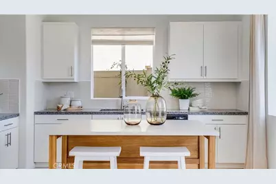 17886 McKenzie Court, Hesperia, CA 92345 - Photo 4