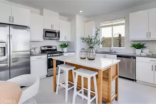 17886 McKenzie Ct, Hesperia, CA 92345 - Photo 2