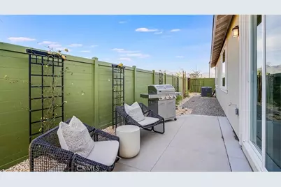 17613 Bassets Street, Hesperia, CA 92345 - Photo 22