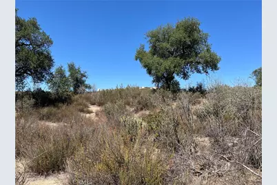 35010 Willow Creek Rd., Hemet, CA 92544 - Photo 22