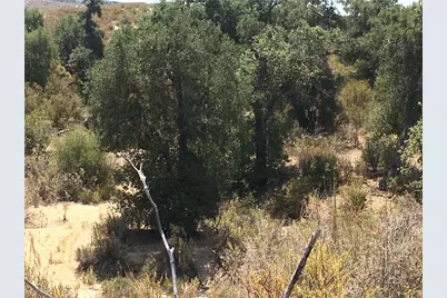 35010 Willow Creek Rd., Hemet, CA 92544 - Photo 6