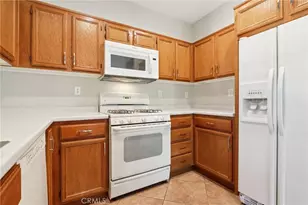 26348 Arboretum Way, Murrieta, CA 92563 - Photo 6