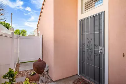 28313 Valombrosa, Menifee, CA 92584 - Photo 4