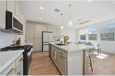 4243 Adishian #104, Corona, CA 92883 - Photo 4