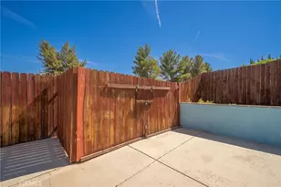 15821 Candlewood, Victorville, CA 92395 - Photo 36