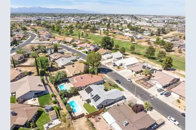 15821 Candlewood, Victorville, CA 92395 - Photo 46