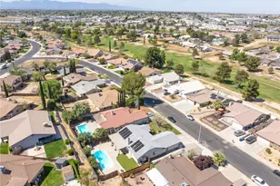 15821 Candlewood, Victorville, CA 92395 - Photo 48