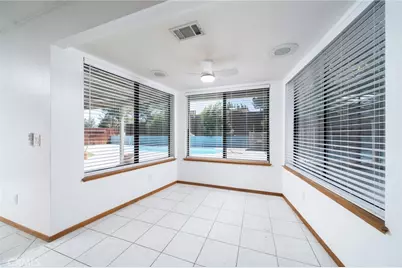 15821 Candlewood, Victorville, CA 92395 - Photo 16