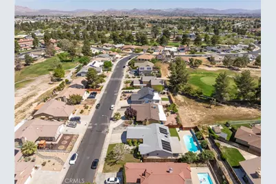 15821 Candlewood, Victorville, CA 92395 - Photo 42