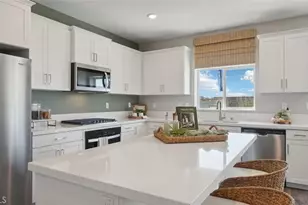 31325 Burflower Dr, Winchester, CA 92596 - Photo 6