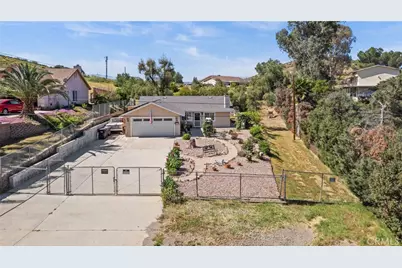 29225 Avenida De Las Flores, Menifee, CA 92587 - Photo 2