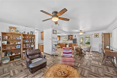 29225 Avenida De Las Flores, Menifee, CA 92587 - Photo 10