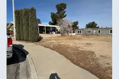 13964 Victoria Court, Victorville, CA 92395 - Photo 2