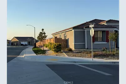 25140 Forest Hills Drive, Menifee, CA 92585 - Photo 2