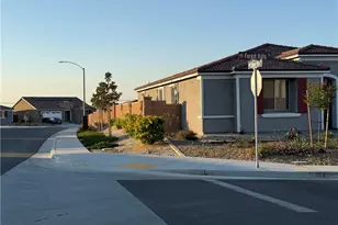 25140 Forest Hills Dr, Menifee, CA 92585 - Photo 2