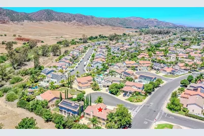 42466 Circulo Cavinara, Murrieta, CA 92562 - Photo 4