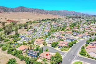 42466 Circulo Cavinara, Murrieta, CA 92562 - Photo 4