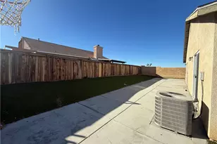 11711 Cliffwood, Victorville, CA 92392 - Photo 12