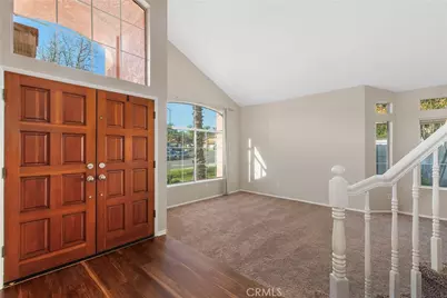 39600 Glenwood Court, Murrieta, CA 92563 - Photo 4