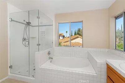 39600 Glenwood Court, Murrieta, CA 92563 - Photo 20