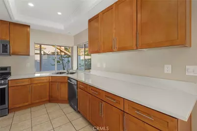 39600 Glenwood Court, Murrieta, CA 92563 - Photo 10