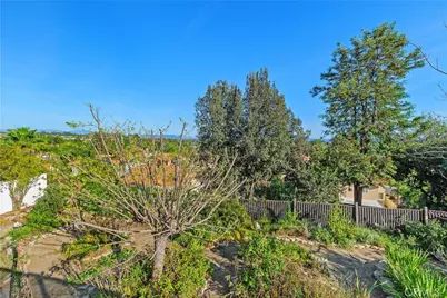 39600 Glenwood Court, Murrieta, CA 92563 - Photo 36