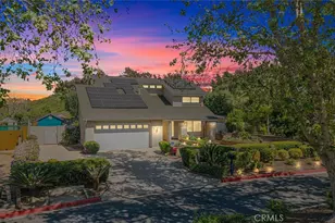 30198 La Primavera, Temecula, CA 92592 - Photo 1