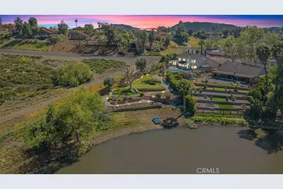 30198 La Primavera, Temecula, CA 92592 - Photo 2