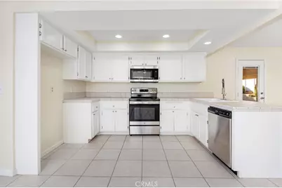 30449 Early Round, Canyon Lake, CA 92587 - Photo 10