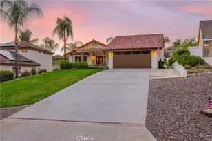 30449 Early Round, Canyon Lake, CA 92587 - Photo 2