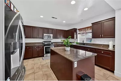 1043 Saltbush, Hemet, CA 92545 - Photo 4