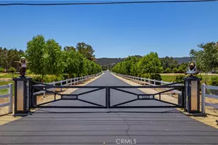 26465 Douglas Ave, Murrieta, CA 92562 - Photo 16