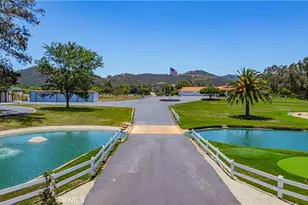 26465 Douglas Ave, Murrieta, CA 92562 - Photo 24