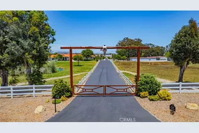 26465 Douglas Avenue, Murrieta, CA 92562 - Photo 40