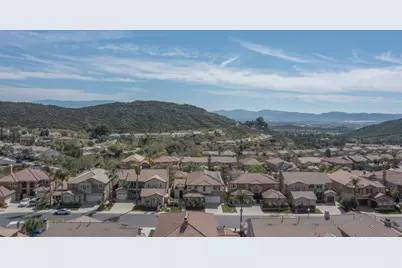 27194 Red Maple, Murrieta, CA 92562 - Photo 54